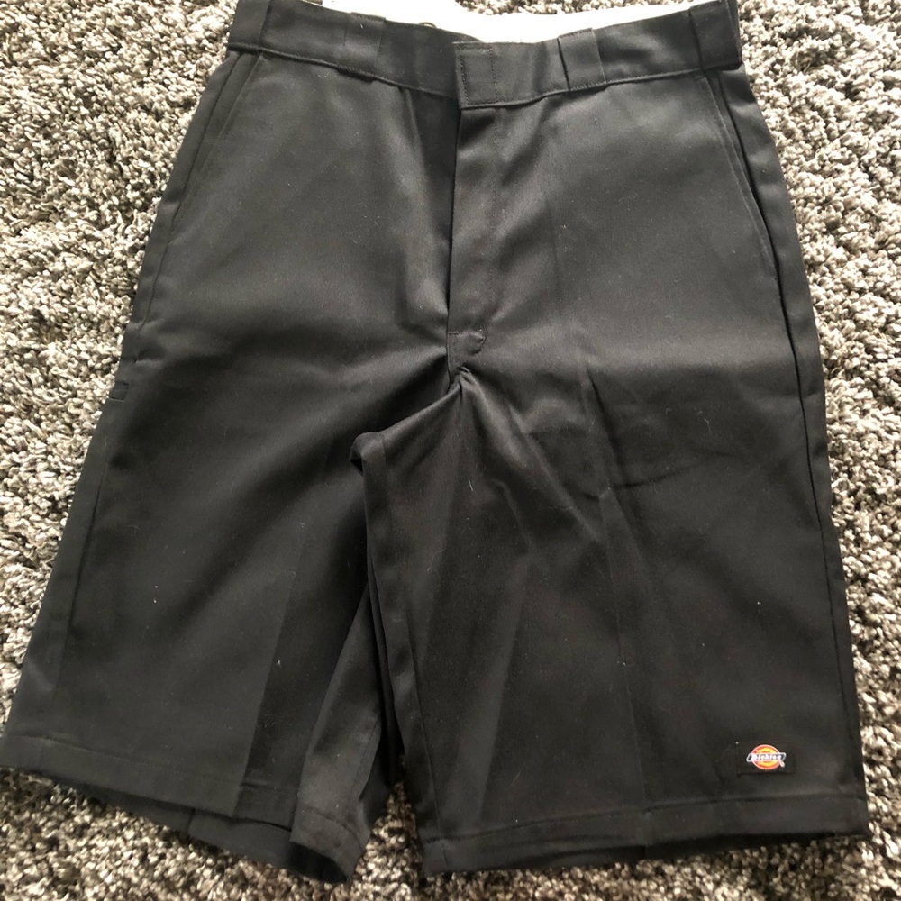 Men’s 34 Dickies Loose Fit Twill Work Shorts 13”